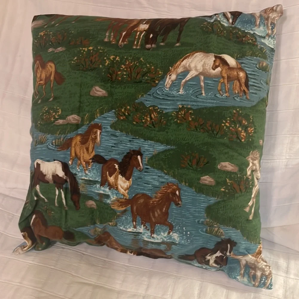 comforter & matching pillow bedding set horses girls or boys blue